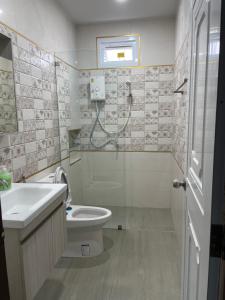 Ένα μπάνιο στο LOMA Pool Villa