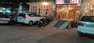 Fotografie z fotogalerie ubytování ishaan resorts v destinaci Jāmb