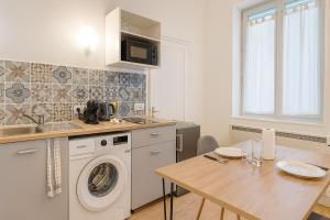 Kuchyň nebo kuchyňský kout v ubytování Escape Studio ! Cozy & practical in Seclin Center