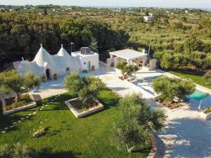 Bazén v ubytování TD Trulli Balice Cozy Trulli with Pool nebo v jeho okolí