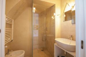 Koupelna v ubytování TD Trulli Balice Cozy Trulli with Pool + 22 fotografií