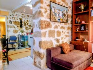 Χώρος καθιστικού στο Charming Stone house, 500 meters to Acropolis