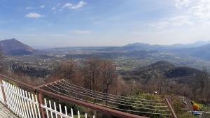 a view of a valley with mountains in the distance at La Maison d'la Brumatera , ALLOGGIO CON 2 CAMERE DA LETTO E VISTA in Rubiana