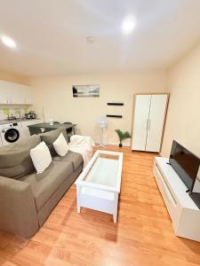 Posezení v ubytování Comfortable and newly furnished