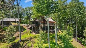 Κήπος έξω από το The Owl's Peak a Relaxing Smoky Mountain Escape