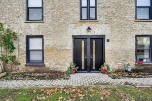 Το κτήριο όπου στεγάζεται  η παραθεριστική κατοικία