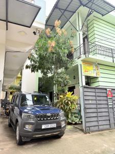 Budova, kde se penzion nachází + 12 fotografií