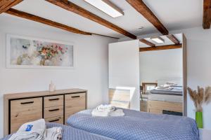 Postel nebo postele na pokoji v ubytování Ferienwohnung am Dom 2