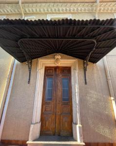 Η πρόσοψη ή η είσοδος του Maison bourgeoise aux volumes XXL