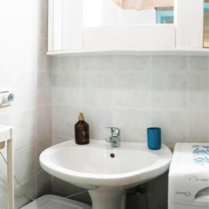 Ένα μπάνιο στο chicca marina