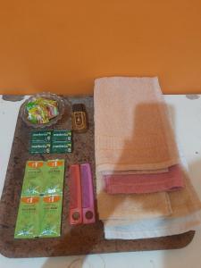 Fotografie z fotogalerie ubytování Masuti Homestay for Swami Bhakts AC room v destinaci Akalkot