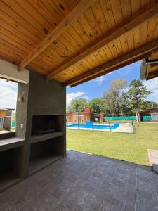 Bazén v ubytování Cabañas Ernestina nebo v jeho okolí