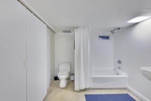 Koupelna v ubytování Luxury Home - Rooftop Garden - Heart of Old San Juan + 53 fotografií