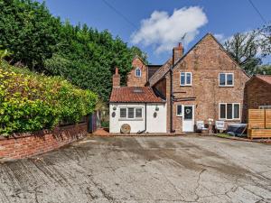 Budova, kde se prázdninový dům nachází