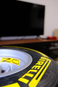 Μια τηλεόραση ή/και κέντρο ψυχαγωγίας στο Pit Stop In Maranello