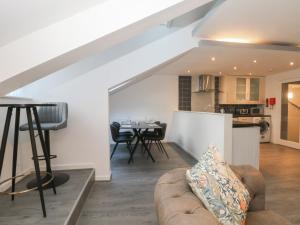 Kuchyň nebo kuchyňský kout v ubytování 32B Bank Street + 10 fotografií