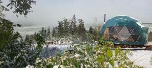 Příroda nedaleko luxury tent + 2 fotografie