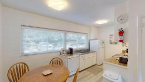 Køkken eller tekøkken på Atlantic Breeze #2 + 7 billeder