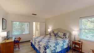 En eller flere senge i et værelse på Atlantic Breeze #8