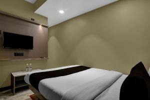 Μια τηλεόραση ή/και κέντρο ψυχαγωγίας στο Hotel O KOLKATA SEVEN INN LLP