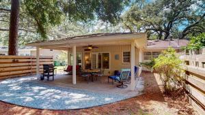 Hoone, kus puhkemaja asub