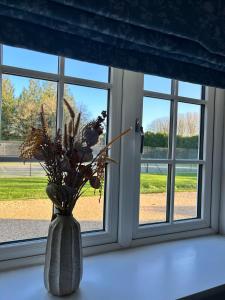 Fotografie z fotogalerie ubytování The Lodge 2bed retreat steps from Kennet & Avon Canal v destinaci Bishops Cannings + 23 fotografií