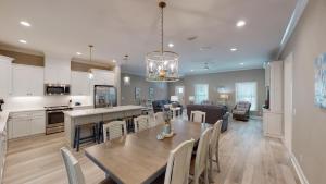 Kuchyň nebo kuchyňský kout v ubytování Sand Dollar Lodge