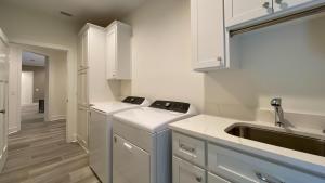 Kuchyň nebo kuchyňský kout v ubytování Sand Dollar Lodge + 17 fotografií