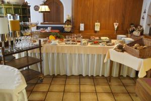 Jídlo v hotelu nebo okolí