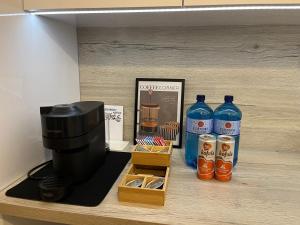 Příslušenství pro přípravu čaje a kávy v ubytování Kamence apartment