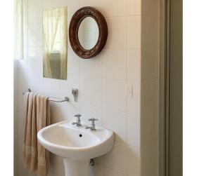 Koupelna v ubytování Jungle Cabin Leisure Bay