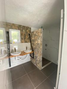 Ένα μπάνιο στο Uvacka Tisina