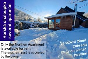 Horská chaloupka Bělá pod Pradědem v zimě