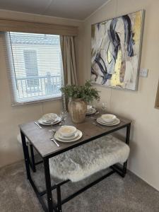 Fotografie z fotogalerie ubytování Lucas Retreat Hot Tub Lodge, Bockenfield Morpeth v destinaci Morpeth