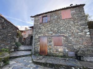 Tòa nhà nơi nhà nghỉ dưỡng tọa lạc