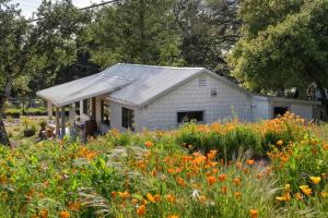 Zahrada ubytování WineCountry Retreat with Casita Bocce & Sunset Views