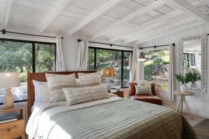 Posezení v ubytování WineCountry Retreat with Casita Bocce & Sunset Views + 29 fotografií