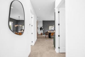 Φωτογραφία από το άλμπουμ του Temple of Time - Huge pool home Arlington Park! σε Σεϊρασότα