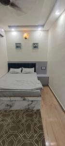 Una cama o camas en una habitación de The Prahas resort