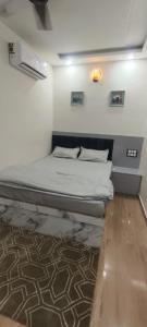 Una cama o camas en una habitación de The Prahas resort