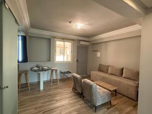 Χώρος καθιστικού στο Hamilton Suites & Appart +8 φωτογραφίες