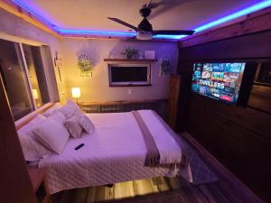 Μια τηλεόραση ή/και κέντρο ψυχαγωγίας στο The Stable