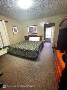 Μια τηλεόραση ή/και κέντρο ψυχαγωγίας στο windmill inn lynden