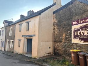 Το κτήριο όπου στεγάζεται  το διαμέρισμα