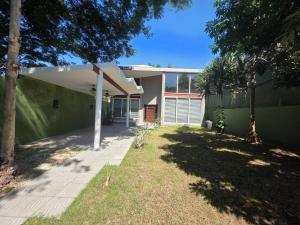 Budova, kde se prázdninový dům nachází