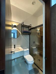 Ένα μπάνιο στο Torre arvo +7 φωτογραφίες