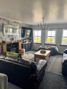 Posezení v ubytování Seaview Cottage Bellochantuy