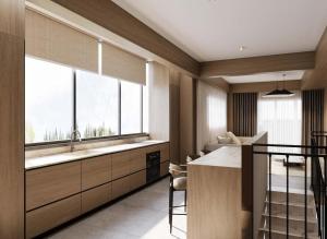 cocina con fregadero y ventana grande en Luxury Four-Bedroom with Large Terrace, en Tel Aviv