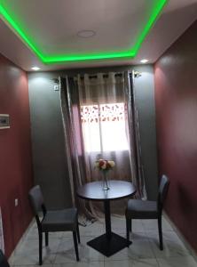 Foto dalla galleria di DoRa Apparts a Bertoua Altre 4 foto