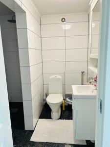 Ένα μπάνιο στο Villa med 3 sovrum